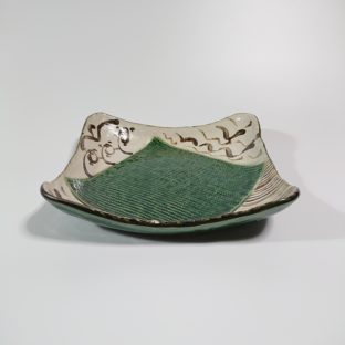 織部とちり8.0正角皿