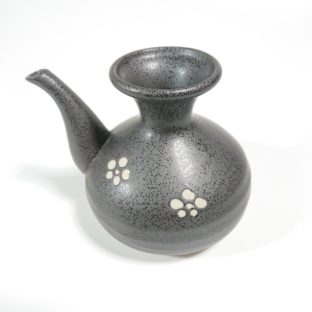 南蛮白梅２合燗瓶